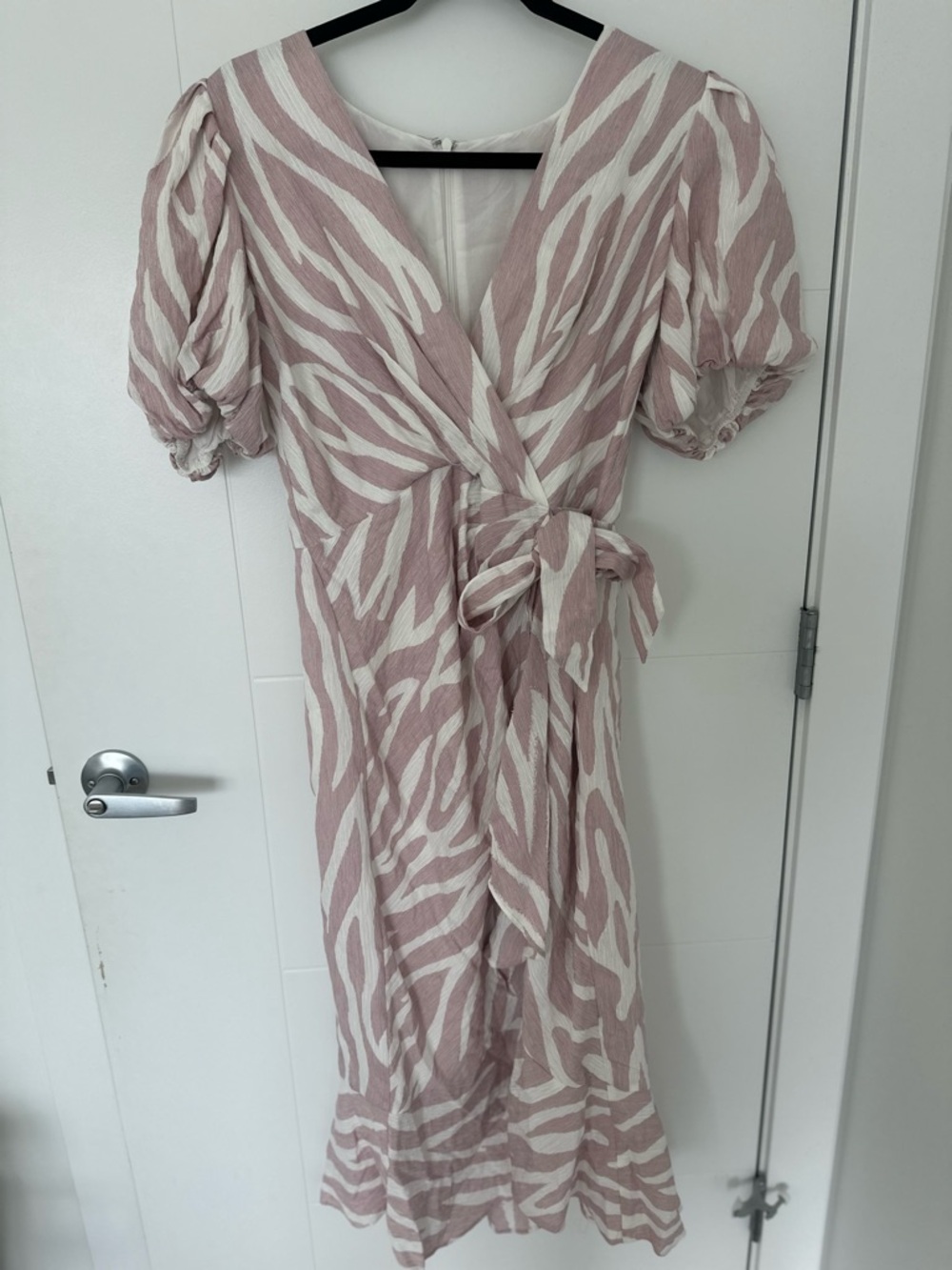 Parker New York Zebra-Print Puff-Sleeve Faux Wrap Midi Dress - Picture 3 of 9